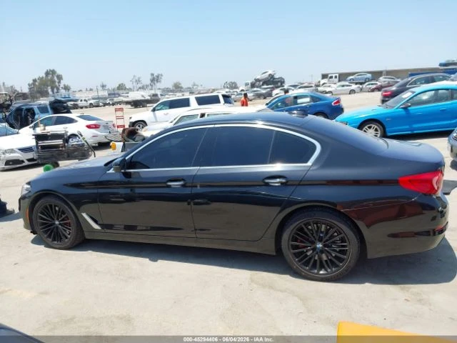 BMW 540 * КОЖА* ПОДГРЕВ* ШИБИДАХ* HARMAN KARDON* , снимка 13 - Автомобили и джипове - 54881002