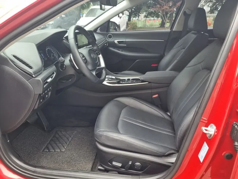 Hyundai Sonata Hybrid Premium, снимка 10 - Автомобили и джипове - 55784952