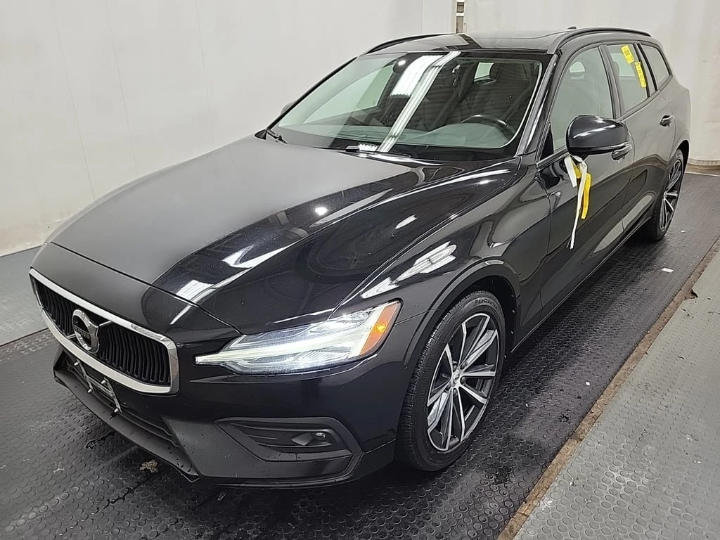 Volvo V60 * MOMENTUM * CARFAX * БЕЗ ПЪРВОНАЧАЛНА ВНОСКА, снимка 1
