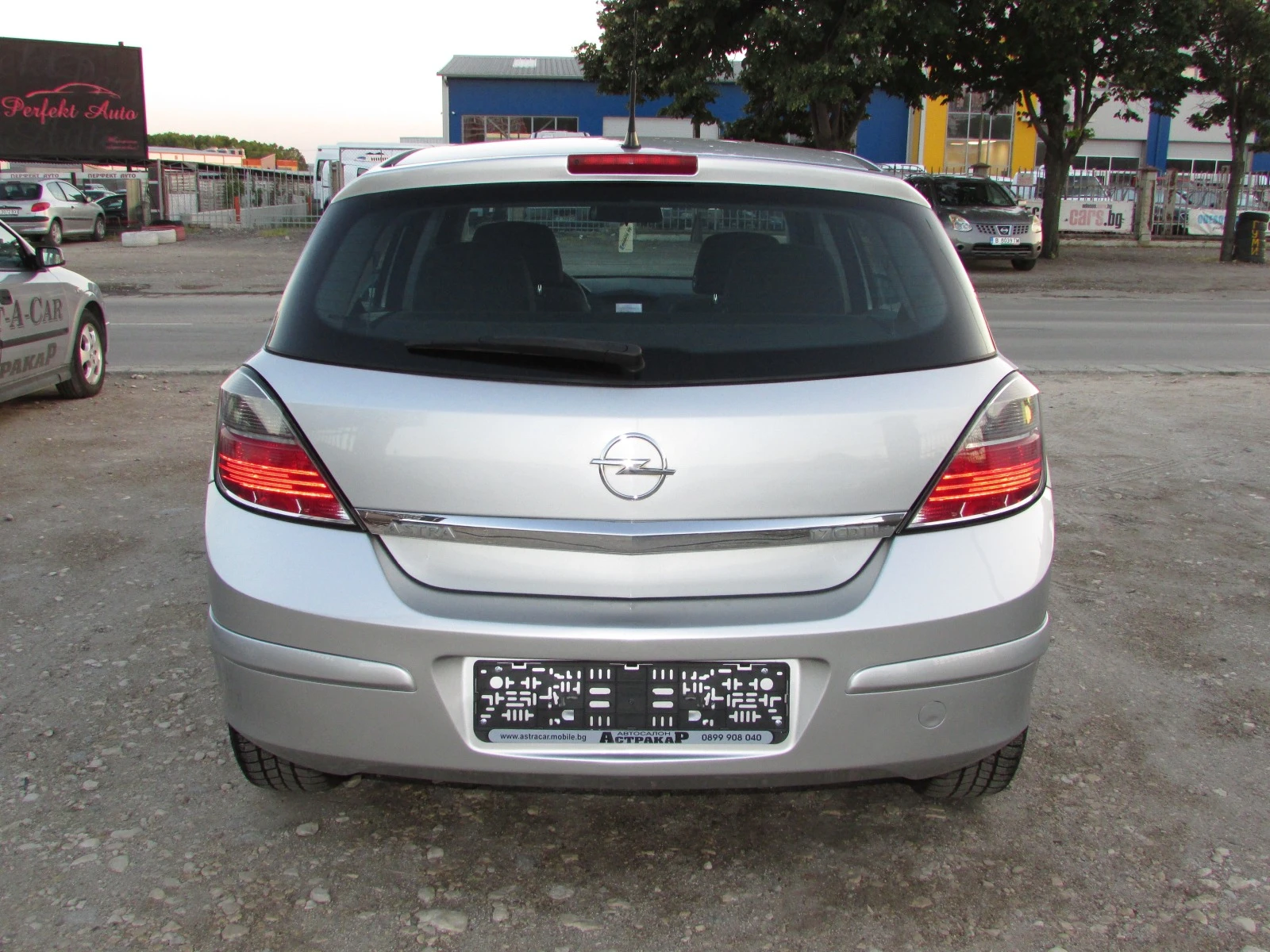 Opel Astra 1.7CDTi EURO4 - изображение 4