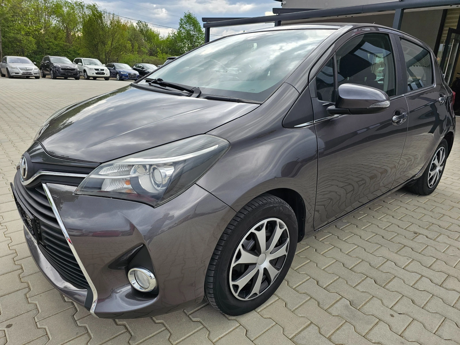 Toyota Yaris 1.0VVT-I, Евро 6, Нави, Камера, Face! - изображение 5