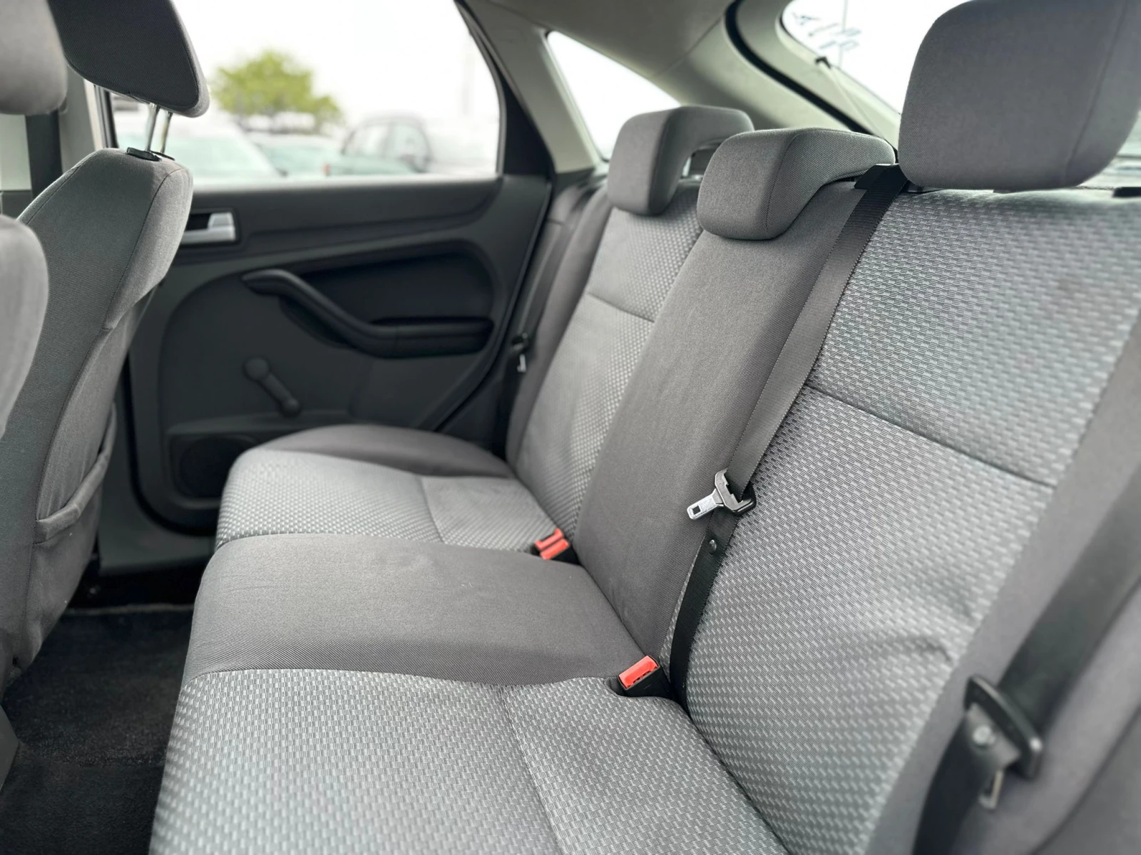 Ford Focus / 1.6 TDCI / 90 HP / EURO 4 /  - изображение 10