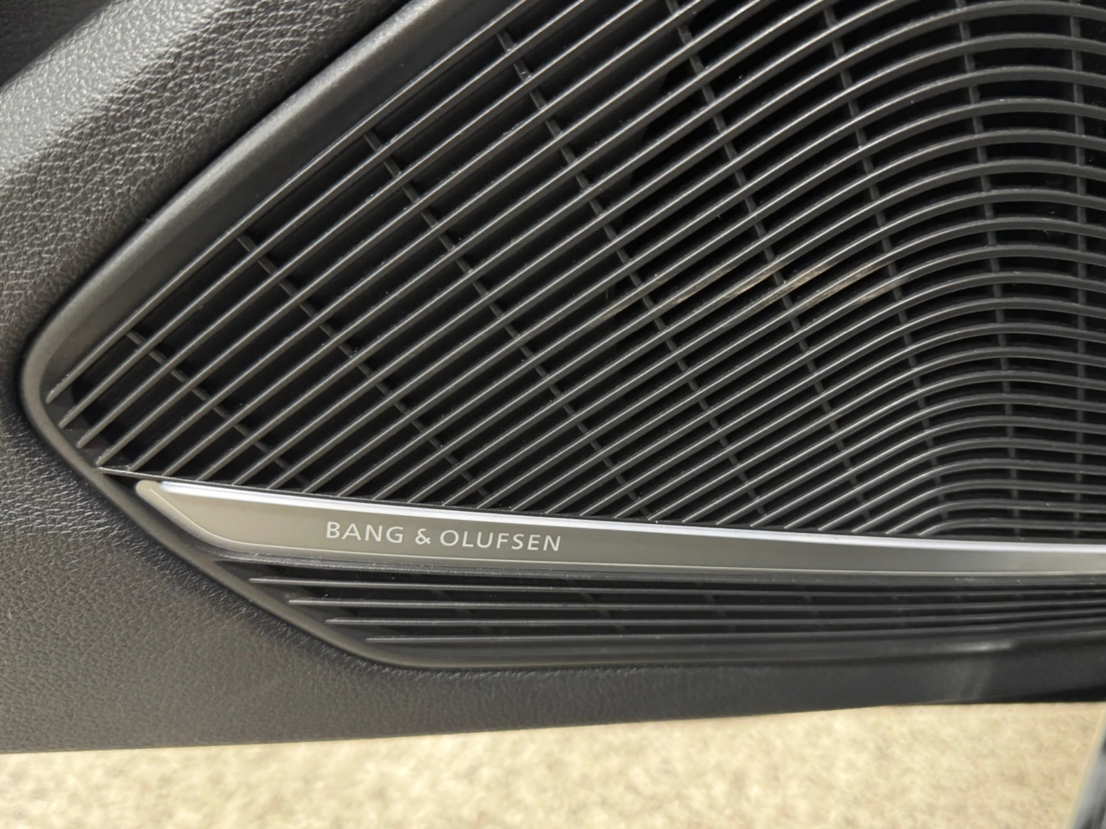 Audi A4 2.0 TFSI Quattro / Technik / 360 / BANG & Olufsen | Mobile.bg   12