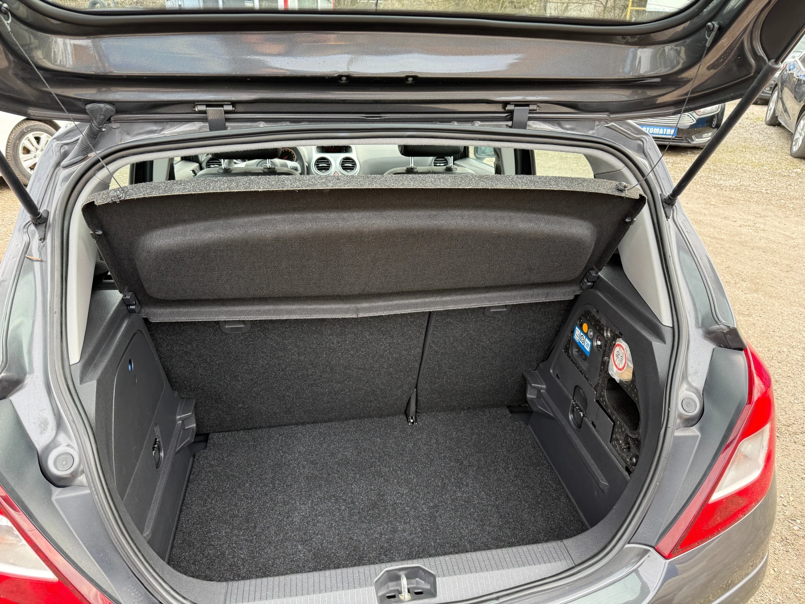 Opel Corsa 1.2i GAZOV-INJEKCION | Mobile.bg � ����������� 12