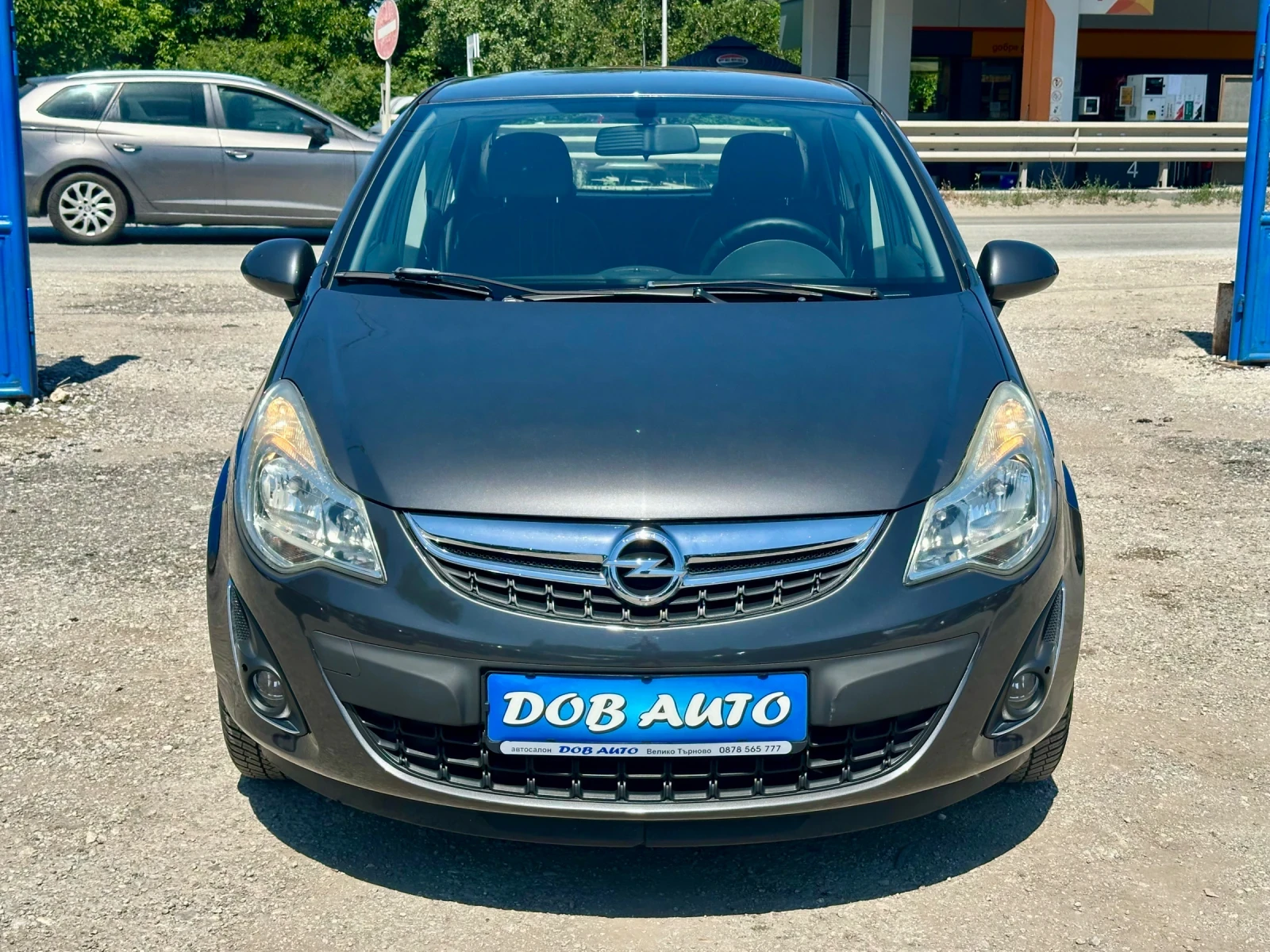 Opel Corsa 1.2i GAZOV-INJEKCION, снимка 2 - Автомобили и джипове - 53517471