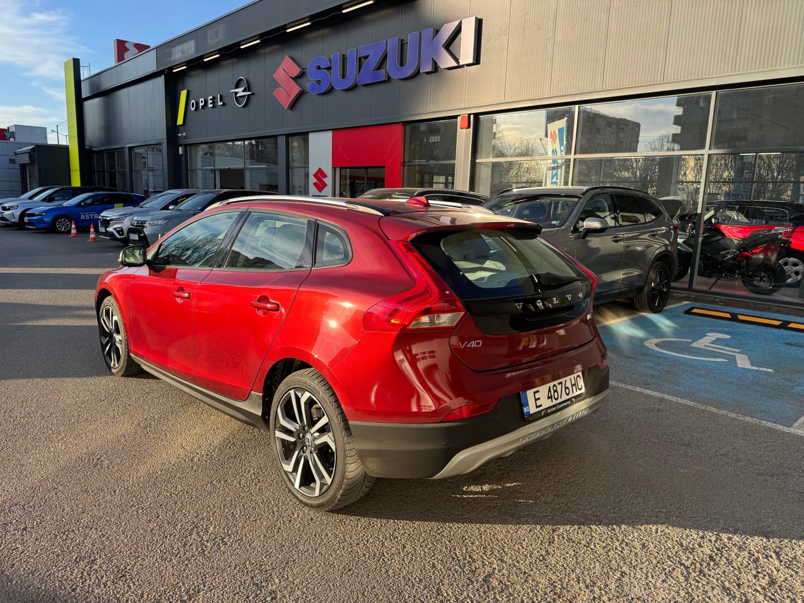 Volvo V40 Cross Country 2.0 diesel, снимка 4 - Автомобили и джипове - 53962310