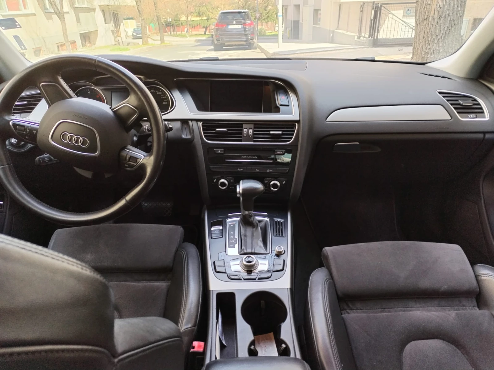 Audi A4, снимка 3 - Автомобили и джипове - 54124382