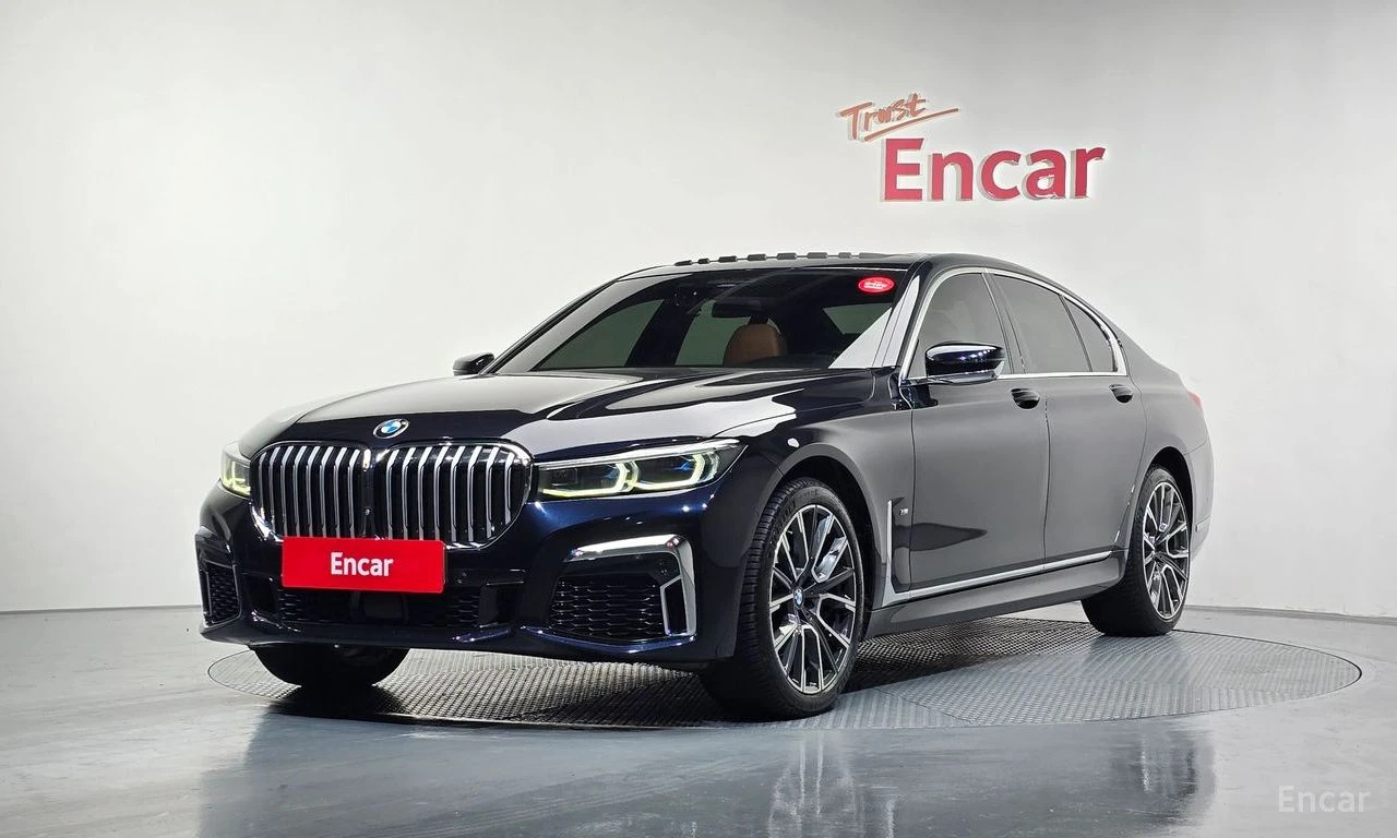 BMW 740 M* SPORT* LASER* HARMON* KARDON* ОБДУХВАНЕ* МАСАЖ*