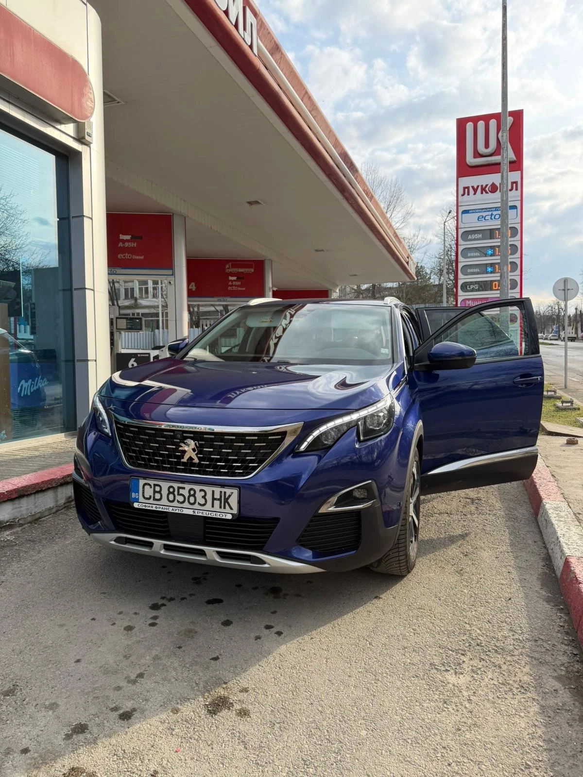 Peugeot 3008 3008, снимка 5 - Автомобили и джипове - 54554798