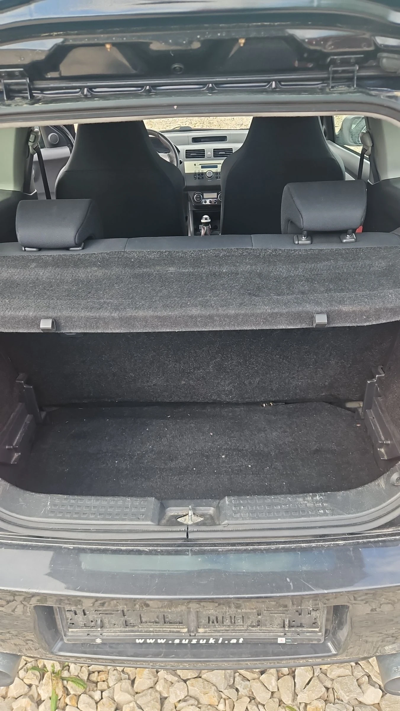 Suzuki Swift 1.6.125ks.sportfeis, снимка 10 - Автомобили и джипове - 54571656