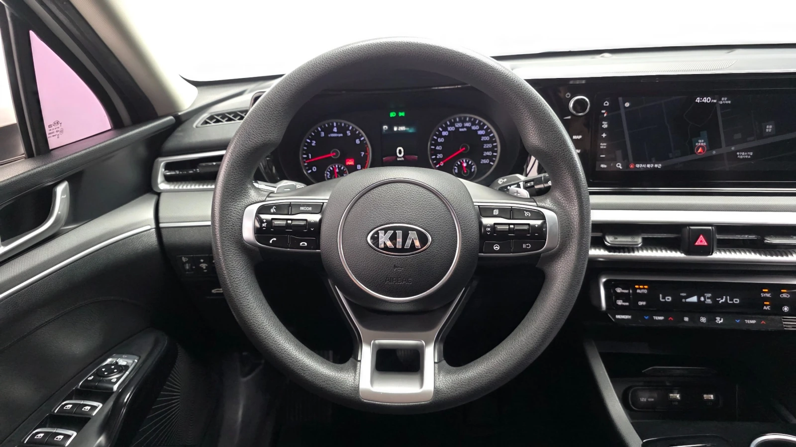 Kia K5 2.0 Trendy | LED | NAVI | CAMERA | Mobile.bg � ����������� 10