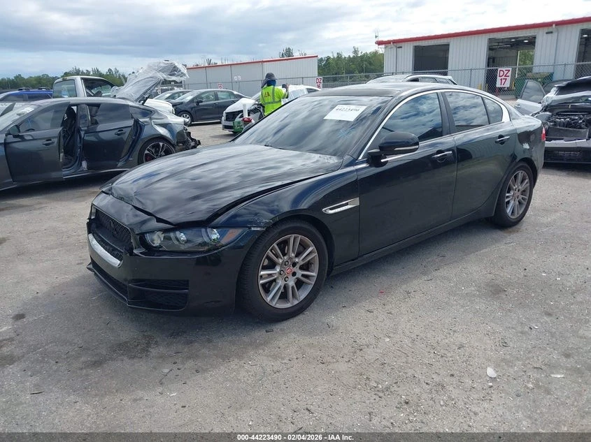 Jaguar XE ПОДГРЕВ* КАМЕРА* KEYLESS, снимка 3 - Автомобили и джипове - 55027944