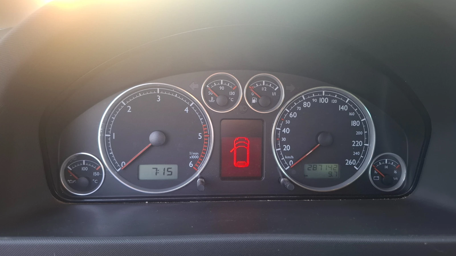 Seat Alhambra, снимка 15 - Автомобили и джипове - 55138434