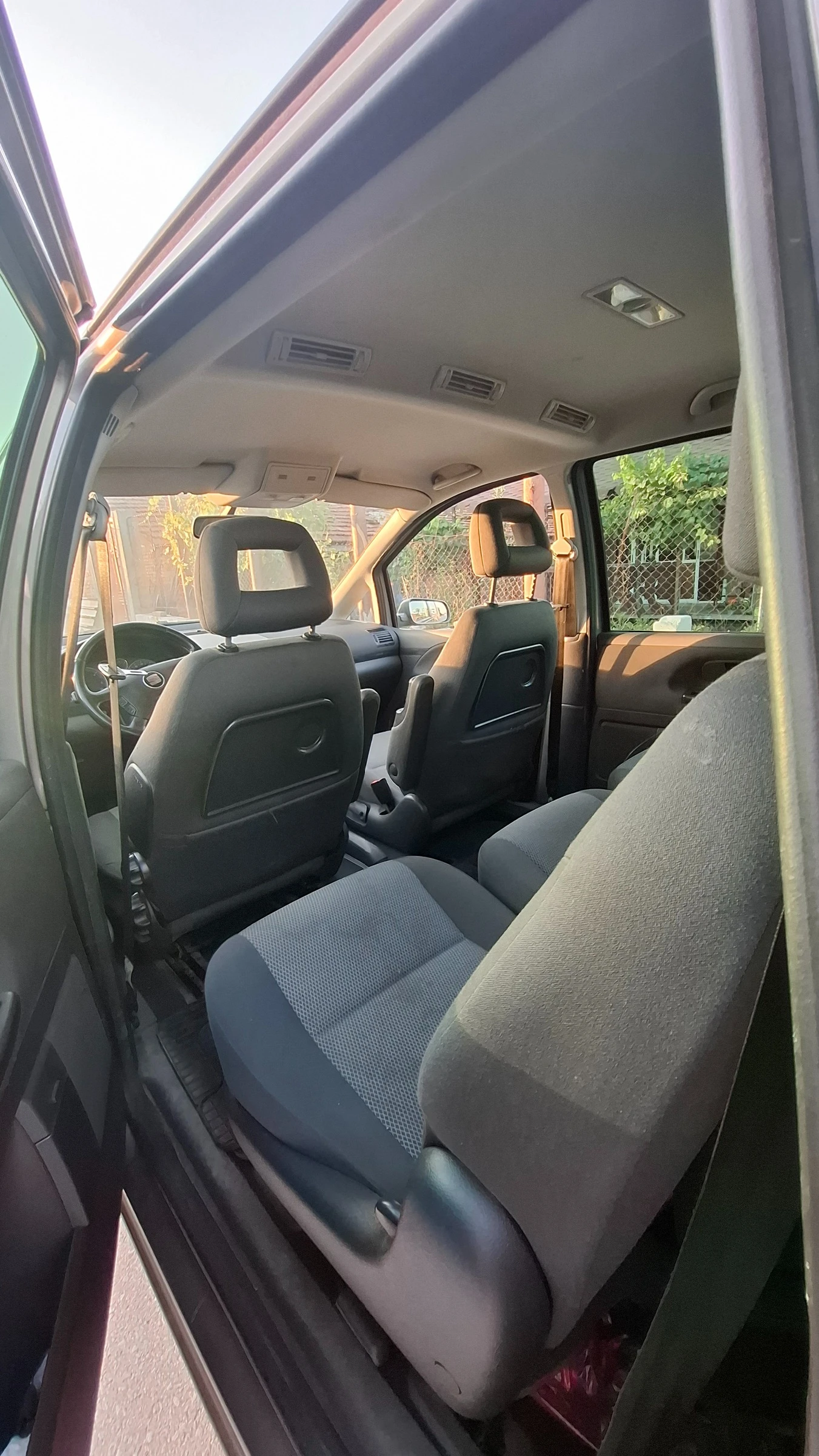 Seat Alhambra, снимка 6 - Автомобили и джипове - 55138434