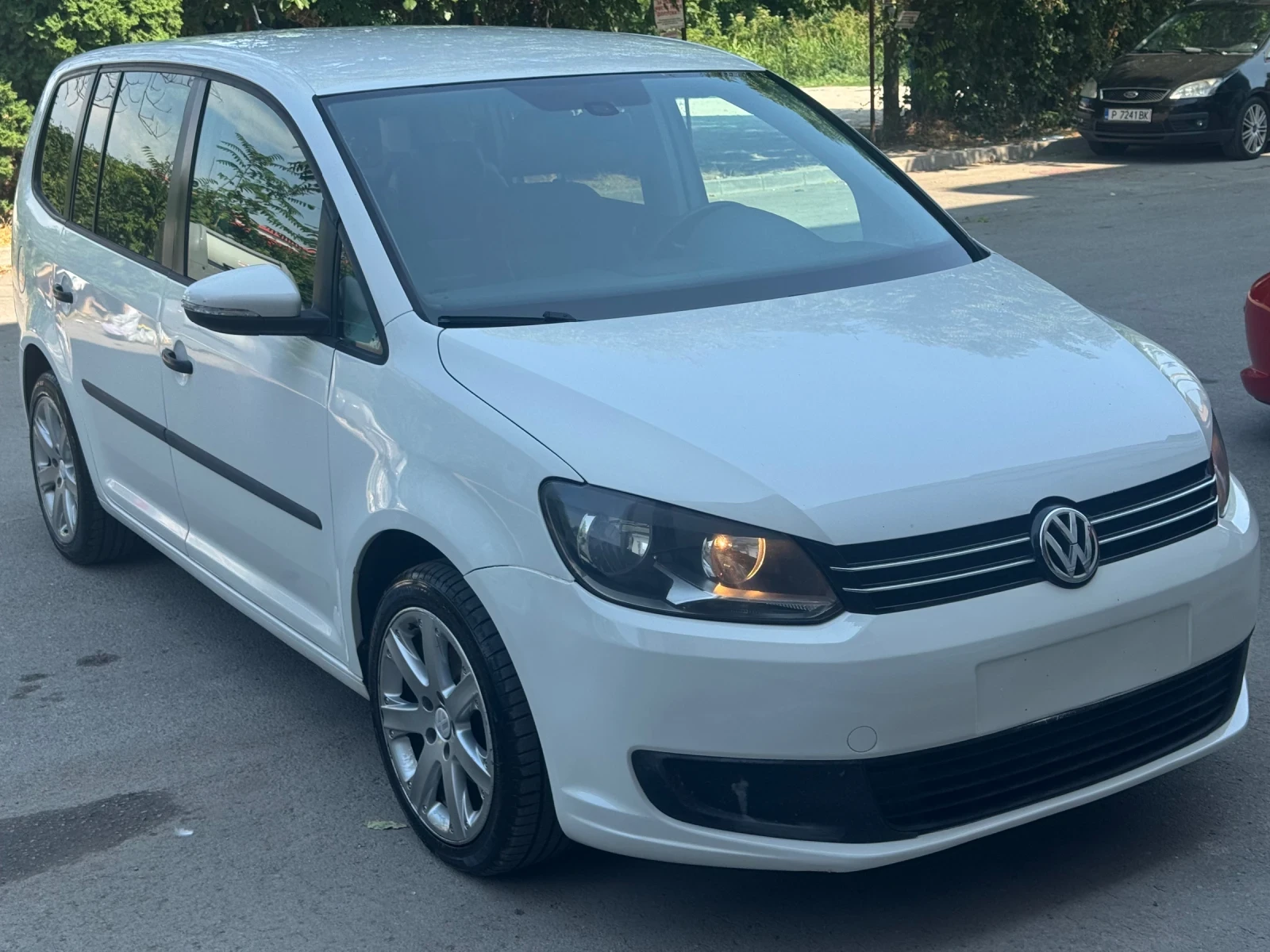 VW Touran 1600-105 tdi dsg 7 m���� ���� | Mobile.bg � ����������� 2