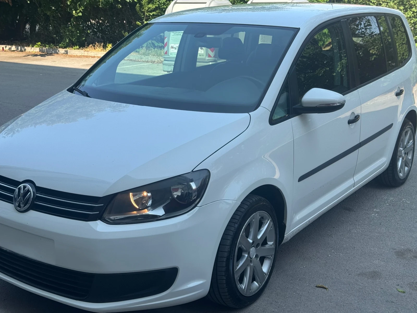 VW Touran 1600-105 tdi dsg 7 m���� ���� | Mobile.bg � ����������� 3