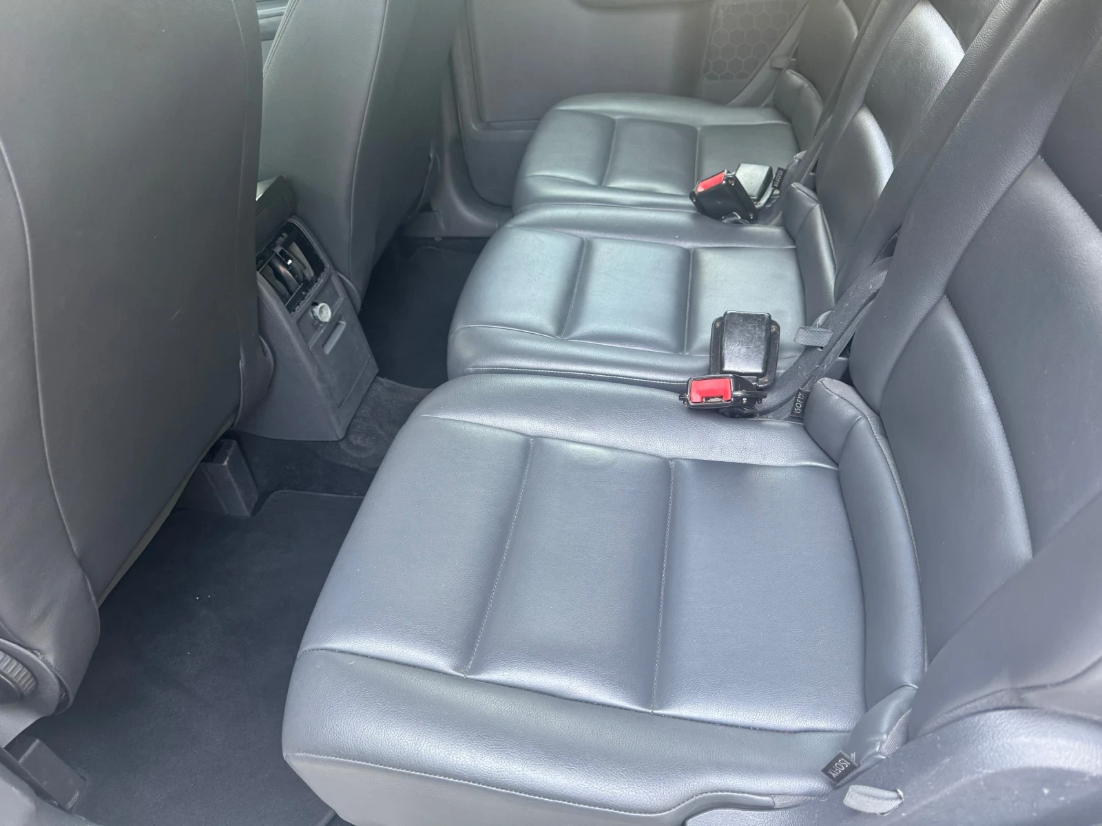 VW Touran 1600-105 tdi dsg 7 m���� ���� | Mobile.bg � ����������� 10
