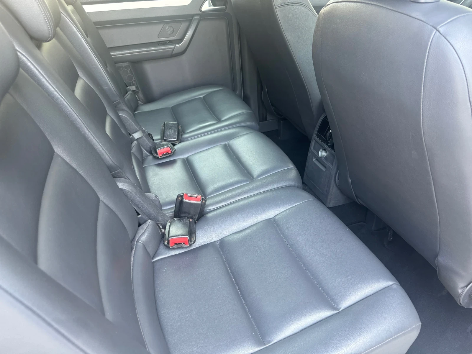 VW Touran 1600-105 tdi dsg 7 m���� ���� | Mobile.bg � ����������� 15