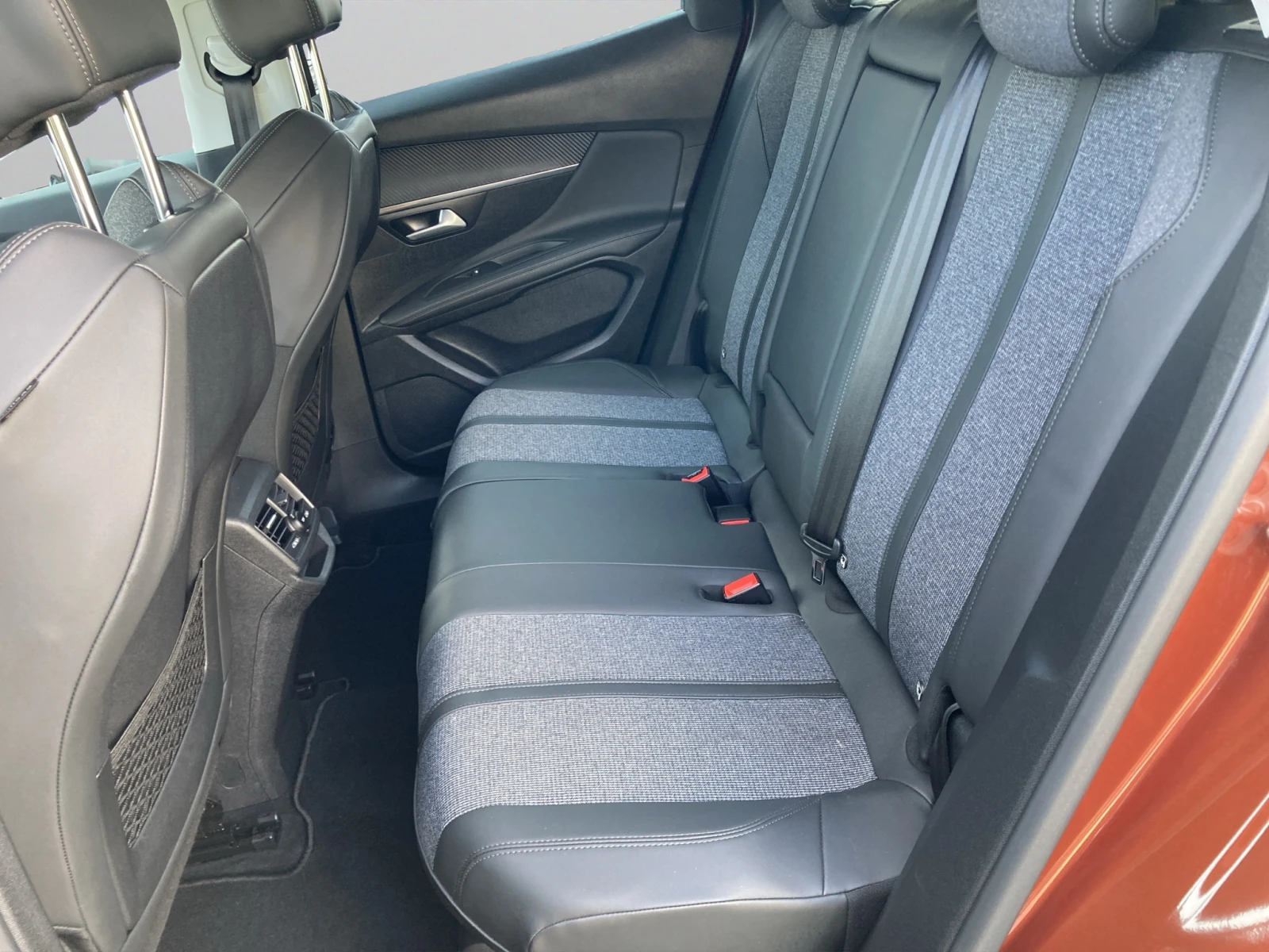 Peugeot 3008 NEW ALLURE 1.5 BlueHDi 130 EAT8 EURO 6 | Mobile.bg � ����������� 11