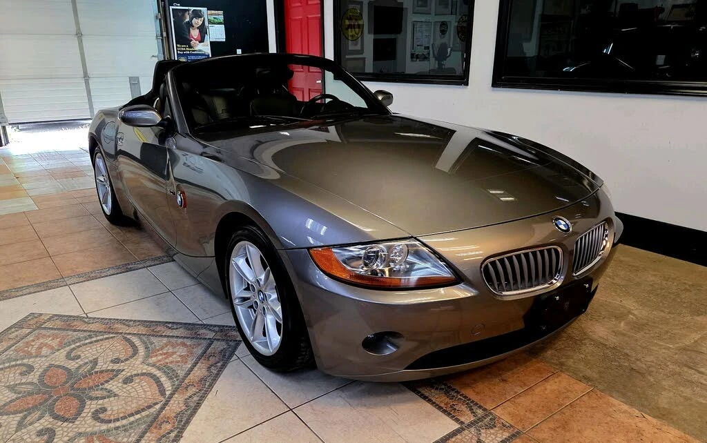 BMW Z4 3.0i * RWD * Roadster * АвтоКредит * (ЦЕНА ДО БГ), снимка 4 - Автомобили и джипове - 55546035