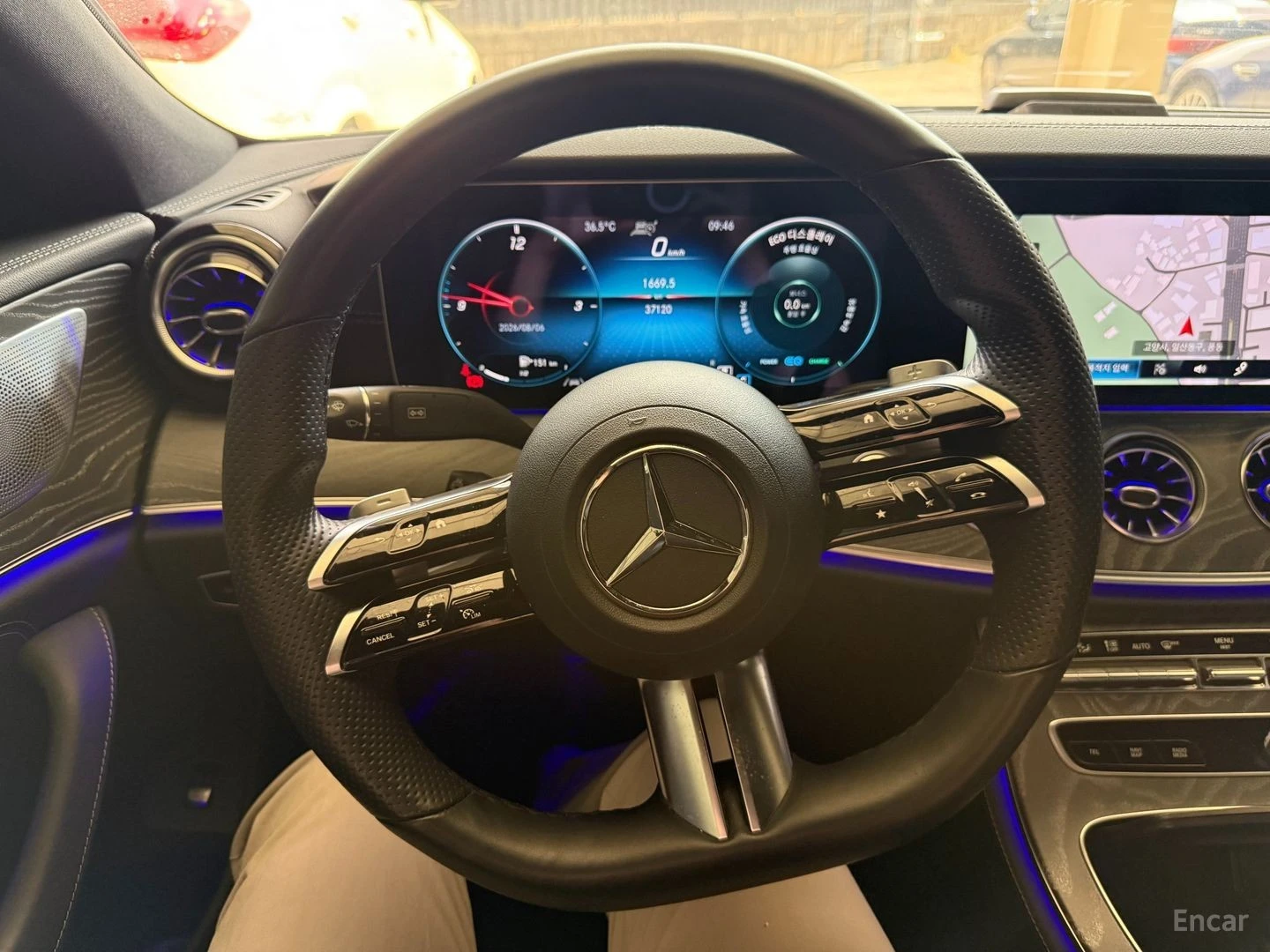 Mercedes-Benz CLS 450 4MATIC* HUD* 360* ПАНО* ECS* АВТОКРЕДИТ, снимка 15 - Автомобили и джипове - 55615946