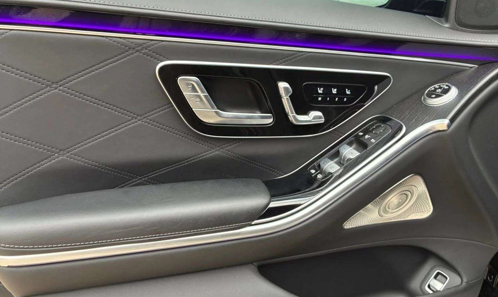 Mercedes-Benz S 63 AMG E-PERFORMANCE/ NIGHT/ BURM/ TV/ DIGITAL LIGHT/ HUD, снимка 7 - Автомобили и джипове - 55884176