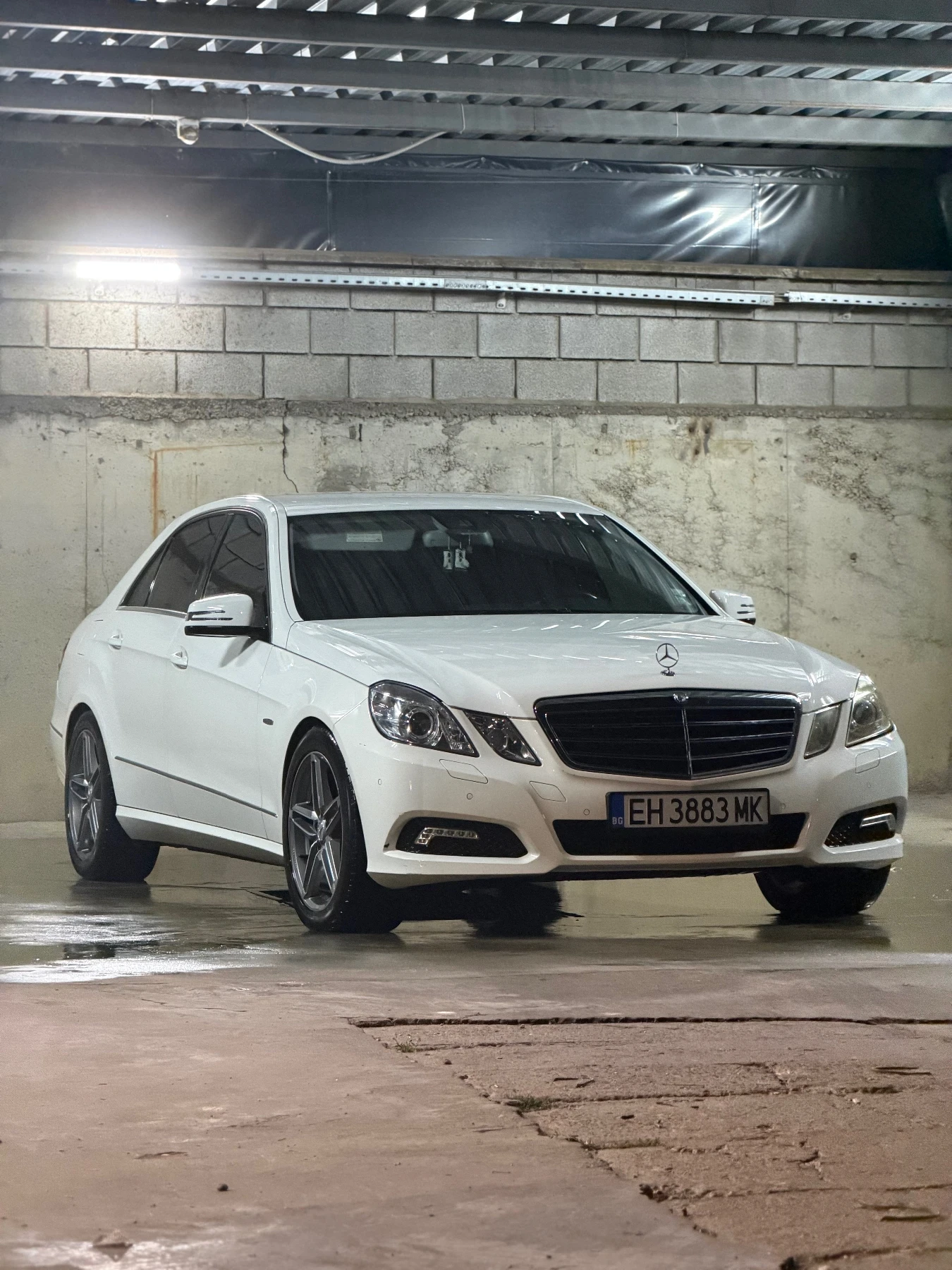 Mercedes-Benz E 350, снимка 2 - Автомобили и джипове - 55892533