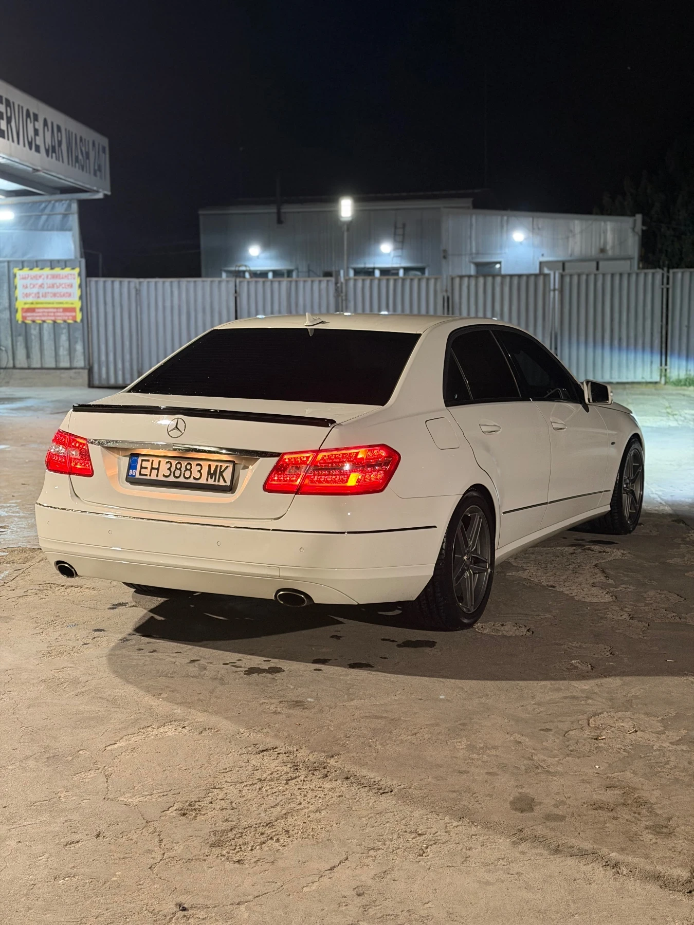 Mercedes-Benz E 350, снимка 5 - Автомобили и джипове - 55892533