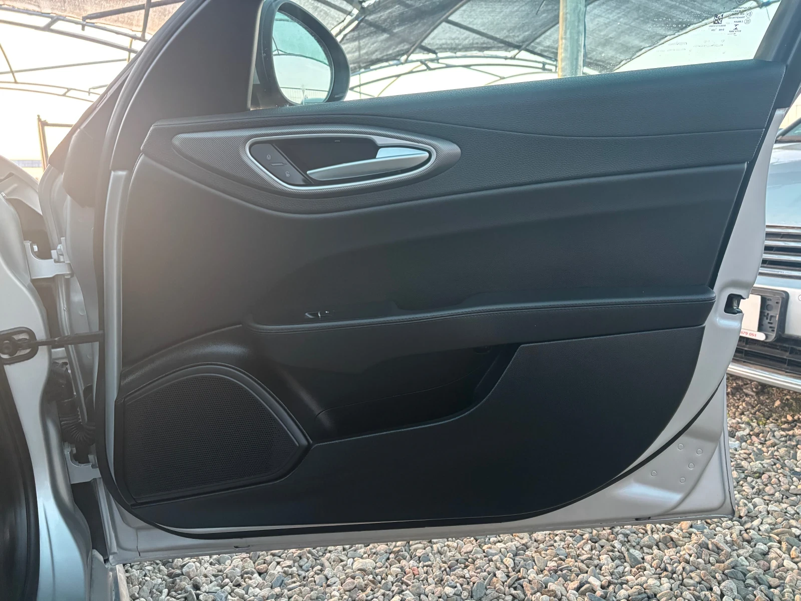 Alfa Romeo Giulia 2.2 D * FULL* , снимка 14 - Автомобили и джипове - 56644565