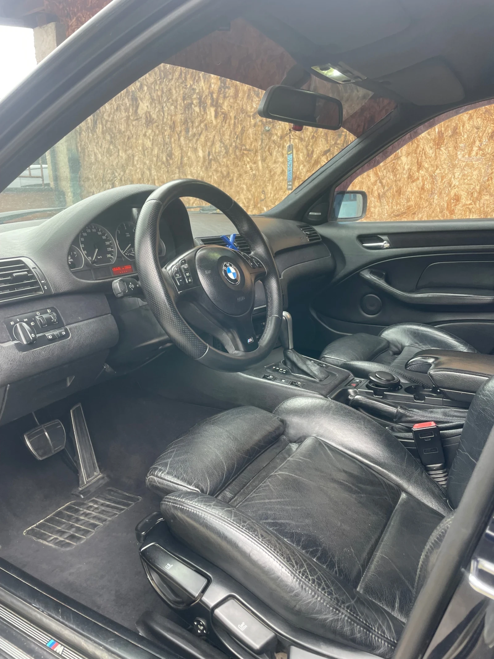 BMW 330, снимка 3 - Автомобили и джипове - 56739517