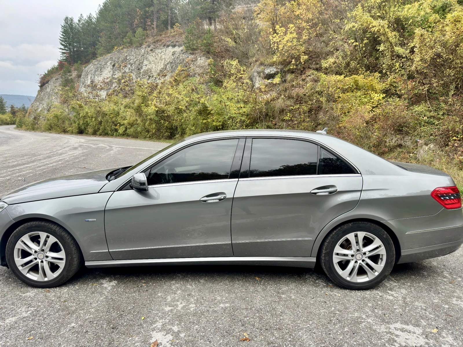 Mercedes-Benz E 220 2.2 170, снимка 3 - Автомобили и джипове - 56747038