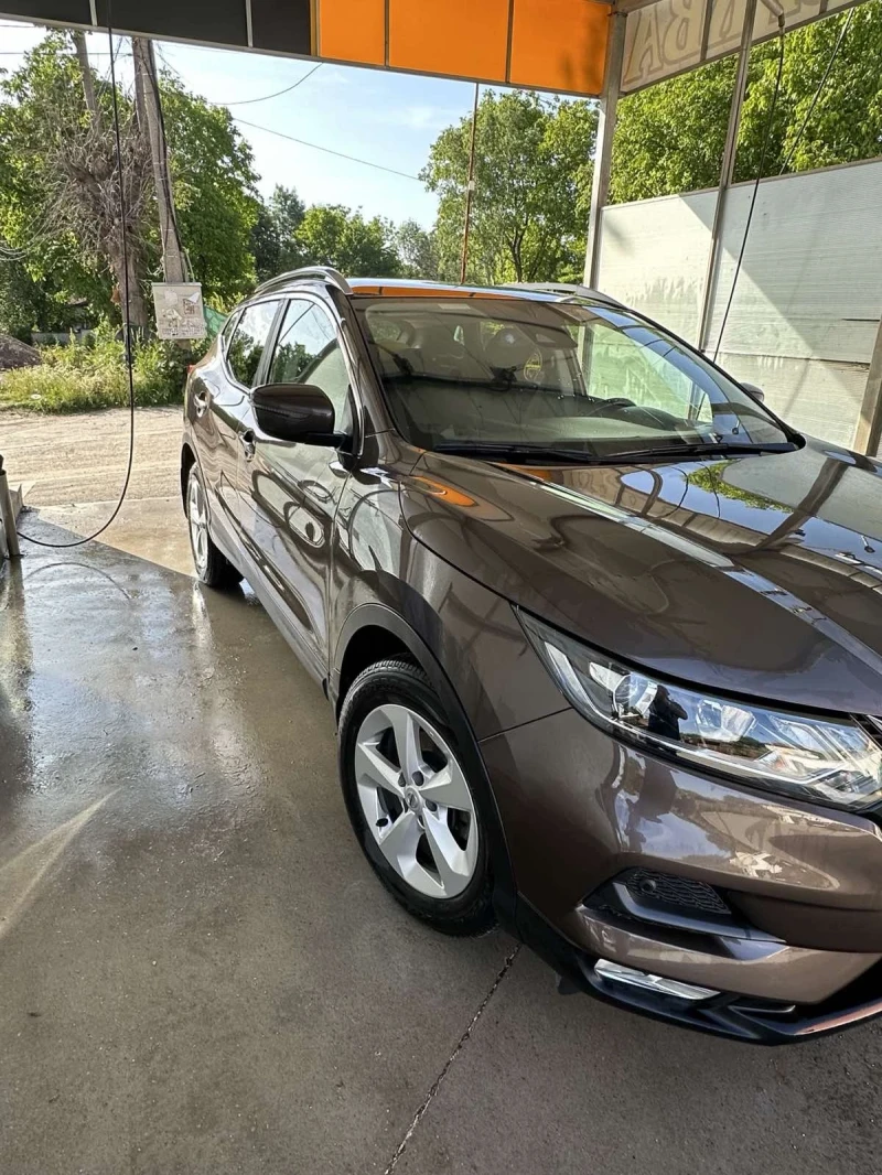 Nissan Qashqai, снимка 2 - Автомобили и джипове - 47430201