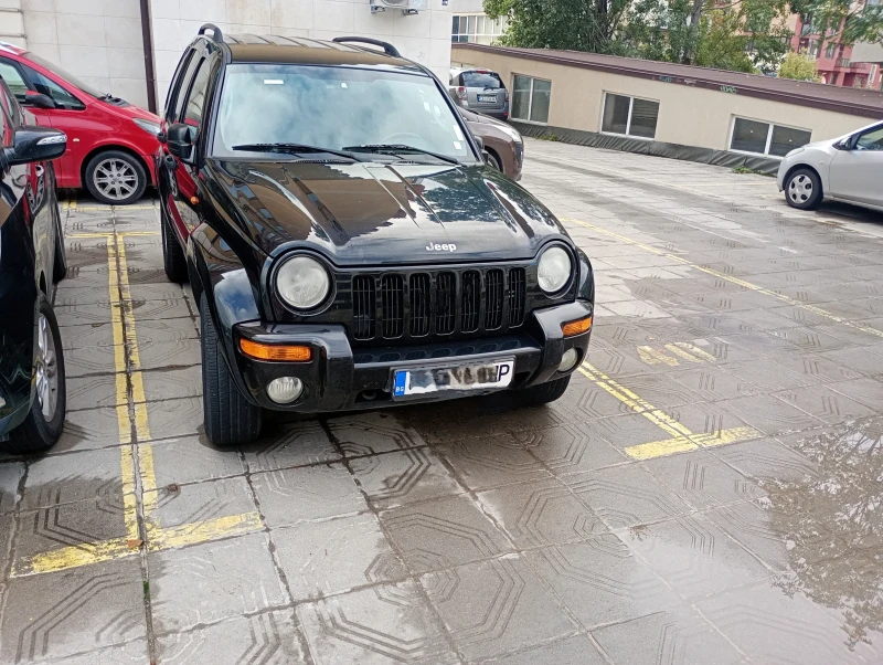 Jeep Cherokee, снимка 4 - Автомобили и джипове - 47483186