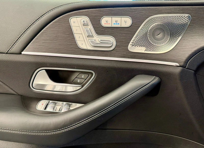 Mercedes-Benz GLE 53 4MATIC Coupe AMG 4Matic+ * HeadUp* Лизинг* Burm* Pano, снимка 7 - Автомобили и джипове - 52156826