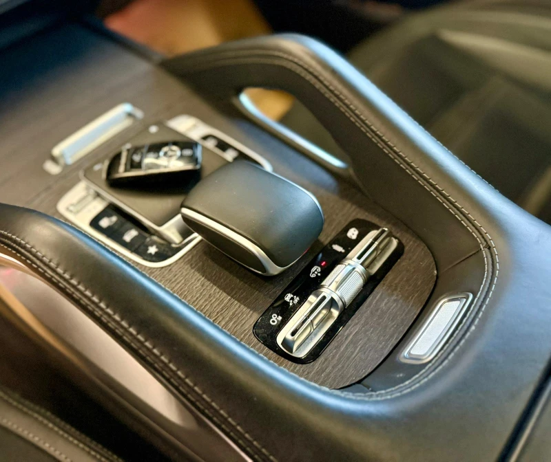 Mercedes-Benz GLE 53 4MATIC Coupe AMG 4Matic+ * HeadUp* Лизинг* Burm* Pano, снимка 12 - Автомобили и джипове - 52156826