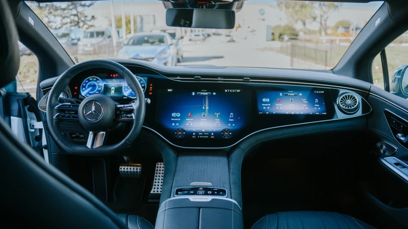 Mercedes-Benz EQE AMG/4-MATIC/AIRMATIC/BURM/ГАРАНЦИЯ, снимка 9 - Автомобили и джипове - 52234383