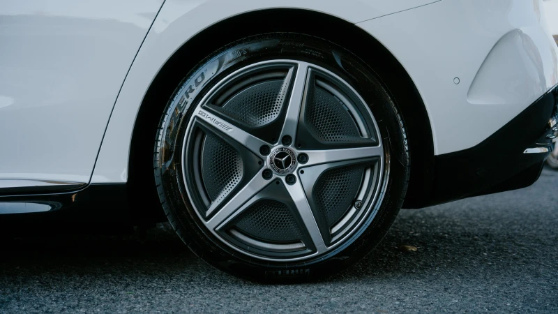 Mercedes-Benz EQE AMG/4-MATIC/AIRMATIC/BURM/ГАРАНЦИЯ, снимка 8 - Автомобили и джипове - 52234383