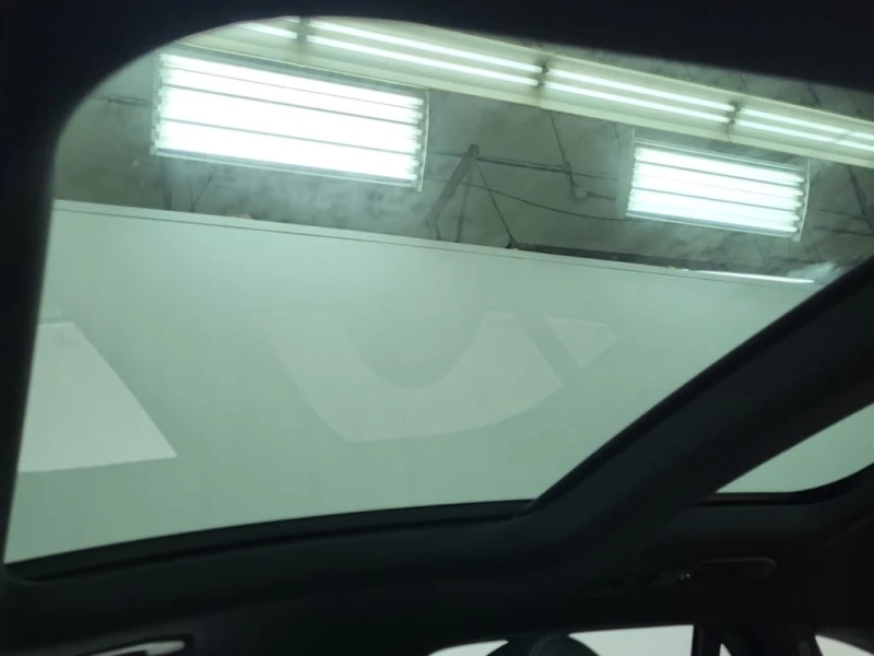 Mercedes-Benz GLC 300 * CARFAX* ПАНОРАМА* ПОДГРЕВ* , снимка 9 - Автомобили и джипове - 53225838