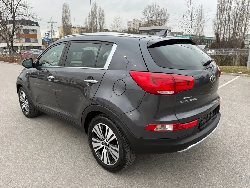 Kia Sportage 2.0 CRDI* 4x4* RABEL* FULL* , снимка 6 - Автомобили и джипове - 53432187