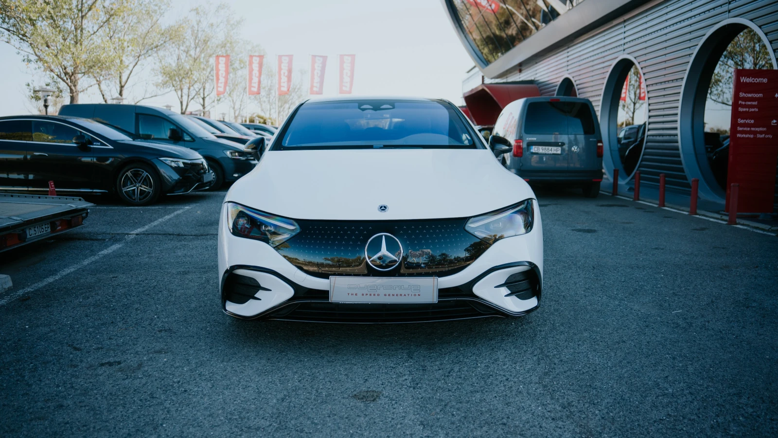 Mercedes-Benz EQE AMG/4-MATIC/AIRMATIC/BURM/ГАРАНЦИЯ, снимка 1