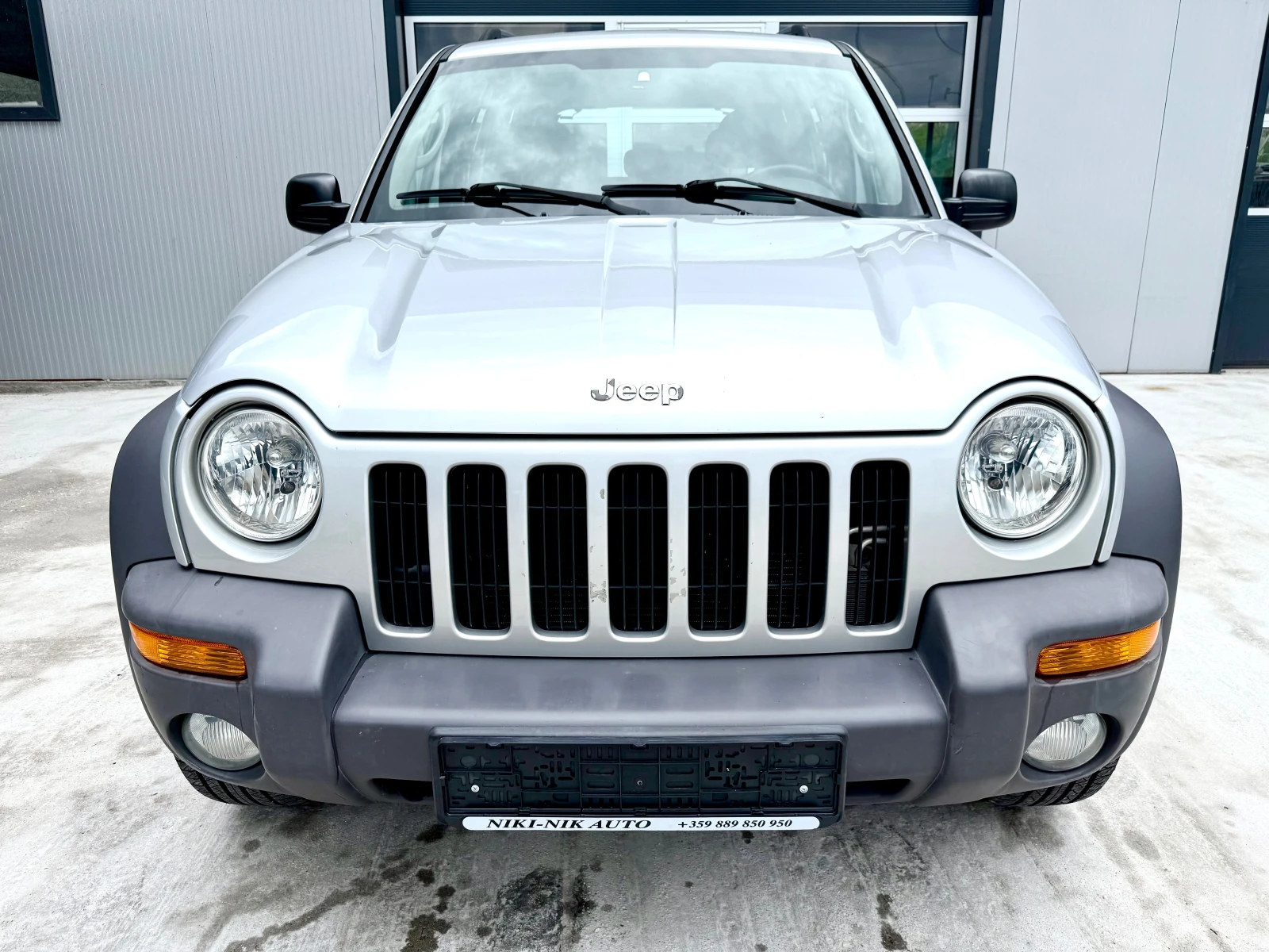 Jeep Cherokee 2.8CRDI - изображение 2