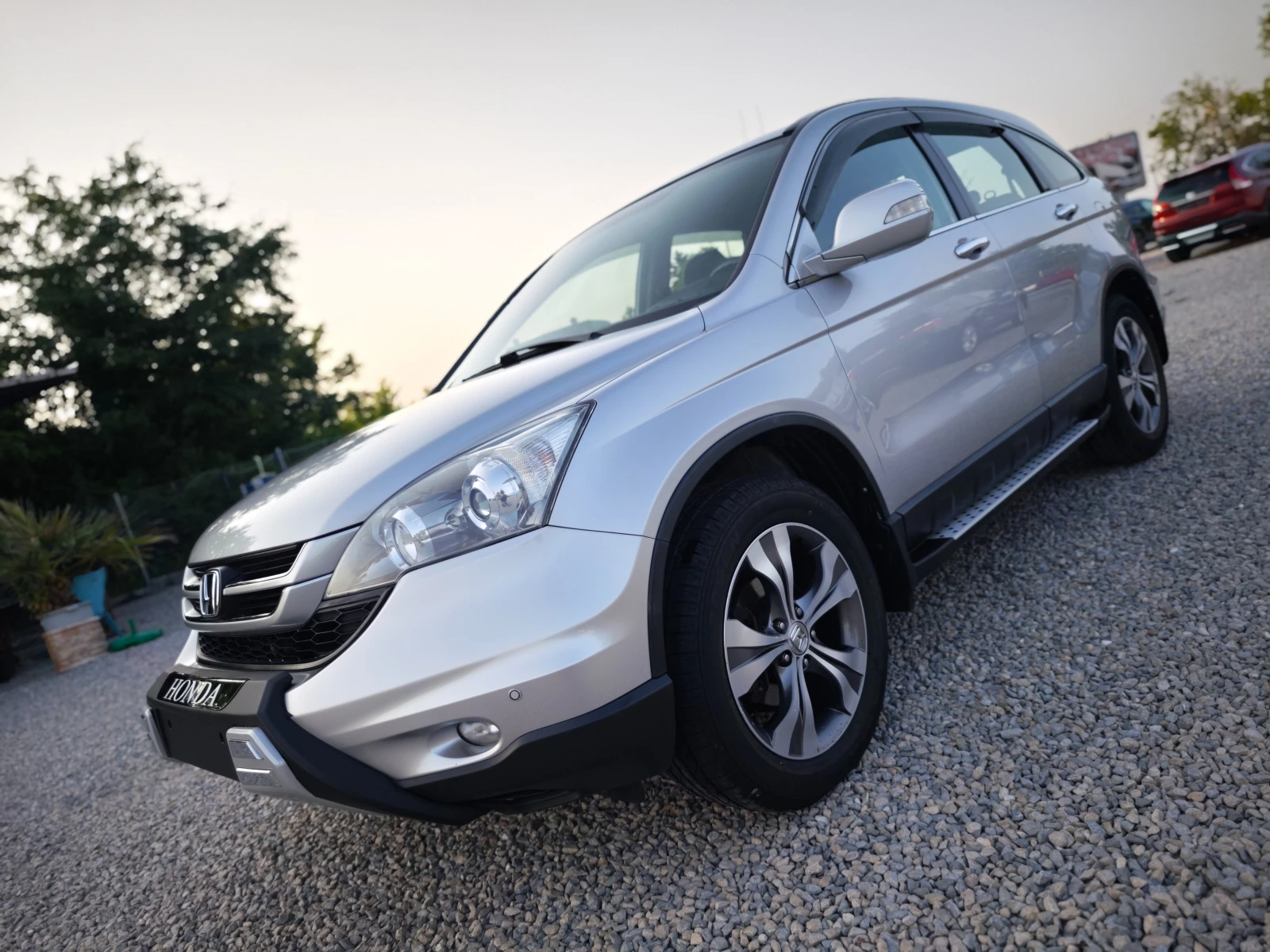 Honda Cr-v 8RAM/8ЯДР NAV-БЪЛГАРСКИ/РОЛБАР/СТЕПЕНК/СПОЙЛЕР/KAM - изображение 3