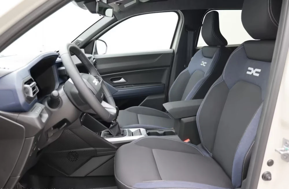 Dacia Duster НОВ!/ESSENTIAL/101HP/ACC/L.ASS/ISOFIX/LPG/225g - изображение 8