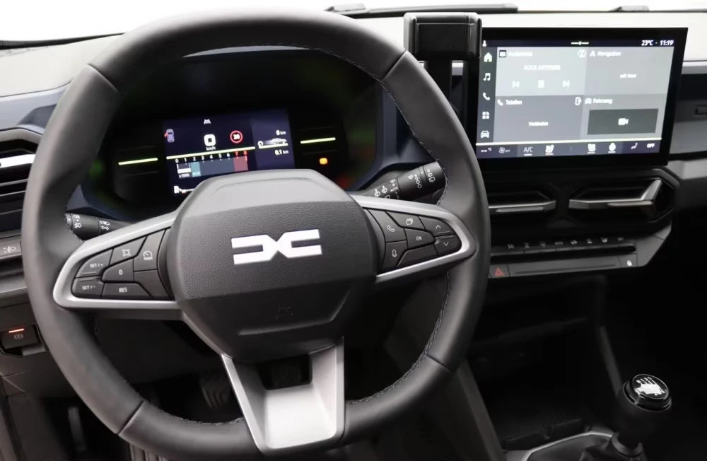 Dacia Duster НОВ!/ESSENTIAL/101HP/ACC/L.ASS/ISOFIX/LPG/225g - изображение 9