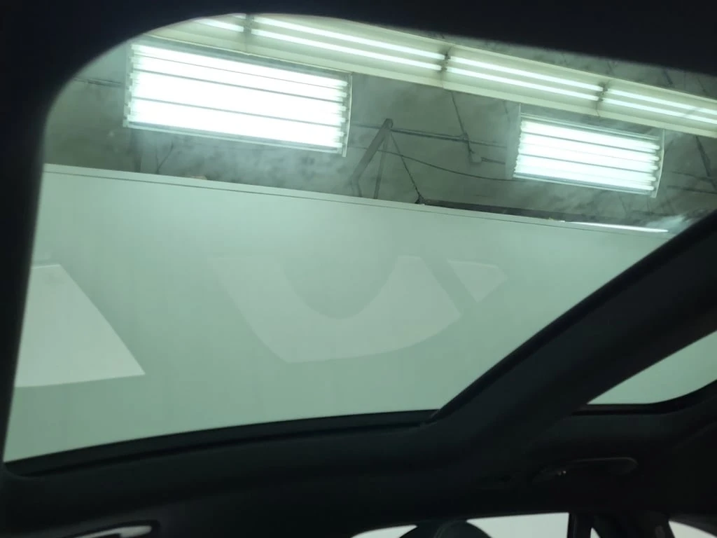 Mercedes-Benz GLC 300 * CARFAX* ПАНОРАМА* ПОДГРЕВ*  - изображение 9