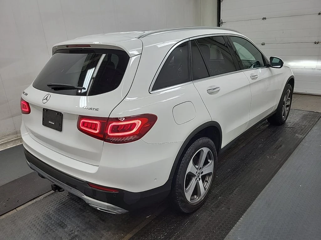 Mercedes-Benz GLC 300 * CARFAX* ПАНОРАМА* ПОДГРЕВ*  - изображение 5