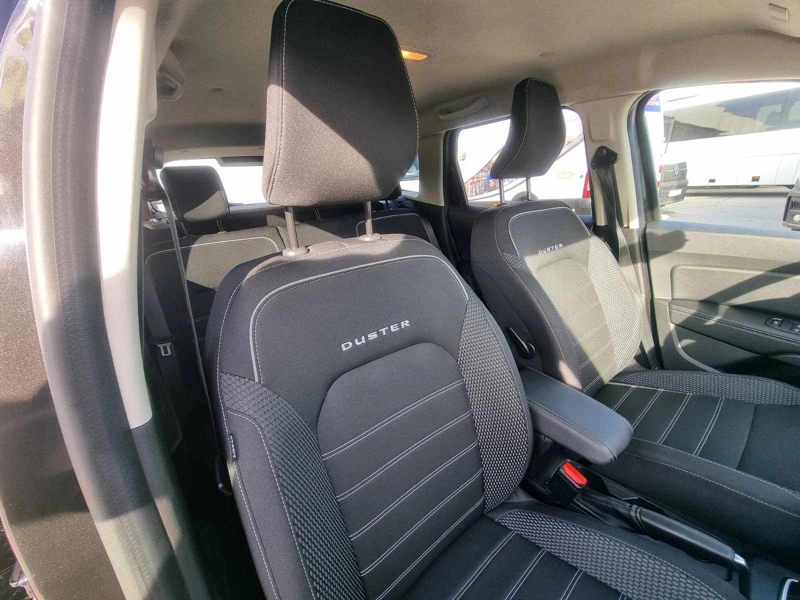 Dacia Duster Tce 150 4�2 EDC | Mobile.bg � ����������� 14