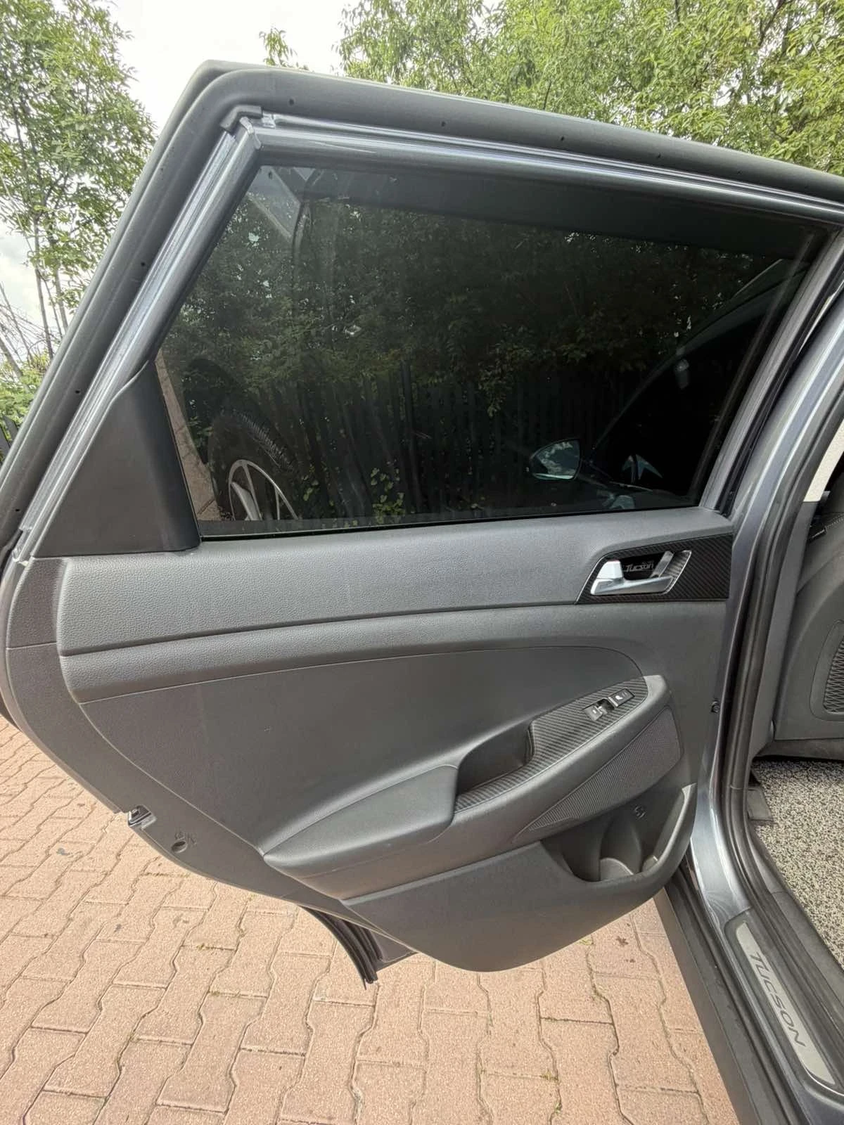 Hyundai Tucson, снимка 15 - Автомобили и джипове - 54779171
