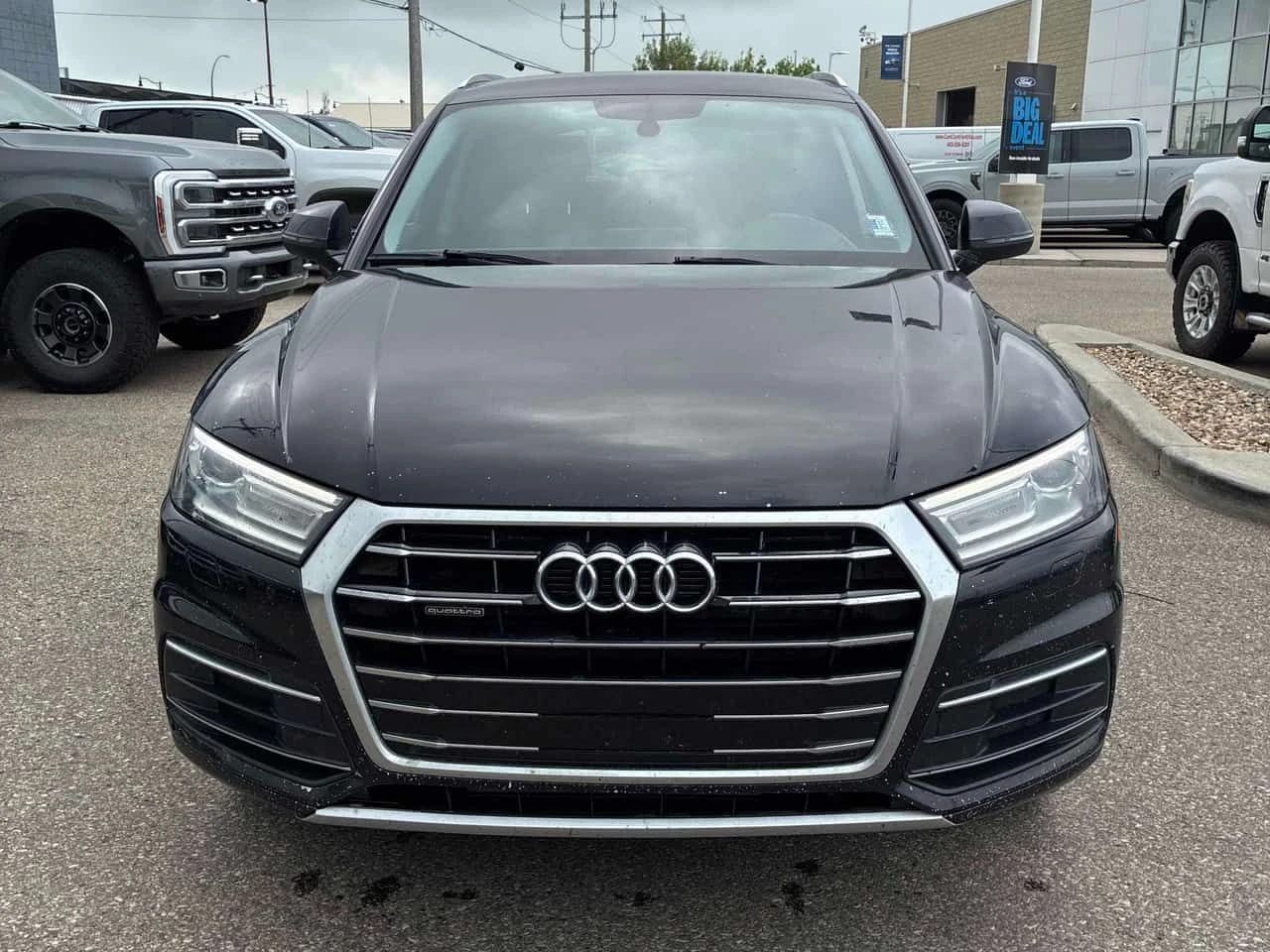 Audi Q5 * АВТОКРЕДИТ * ОТ ПРЕДСТАВИТЕЛСТВО , снимка 2 - Автомобили и джипове - 55327337