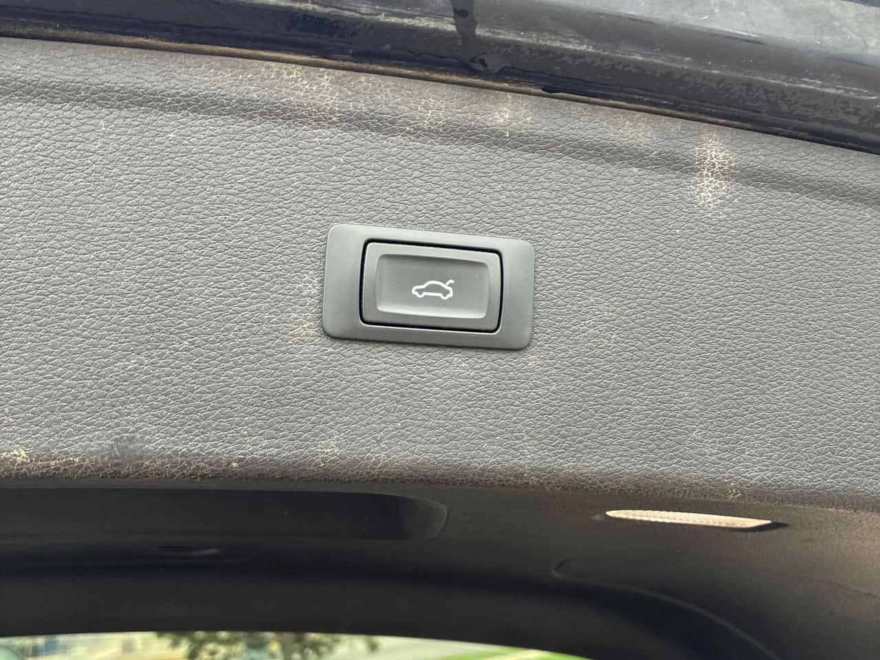 Audi Q5 * АВТОКРЕДИТ * ОТ ПРЕДСТАВИТЕЛСТВО , снимка 14 - Автомобили и джипове - 55327337
